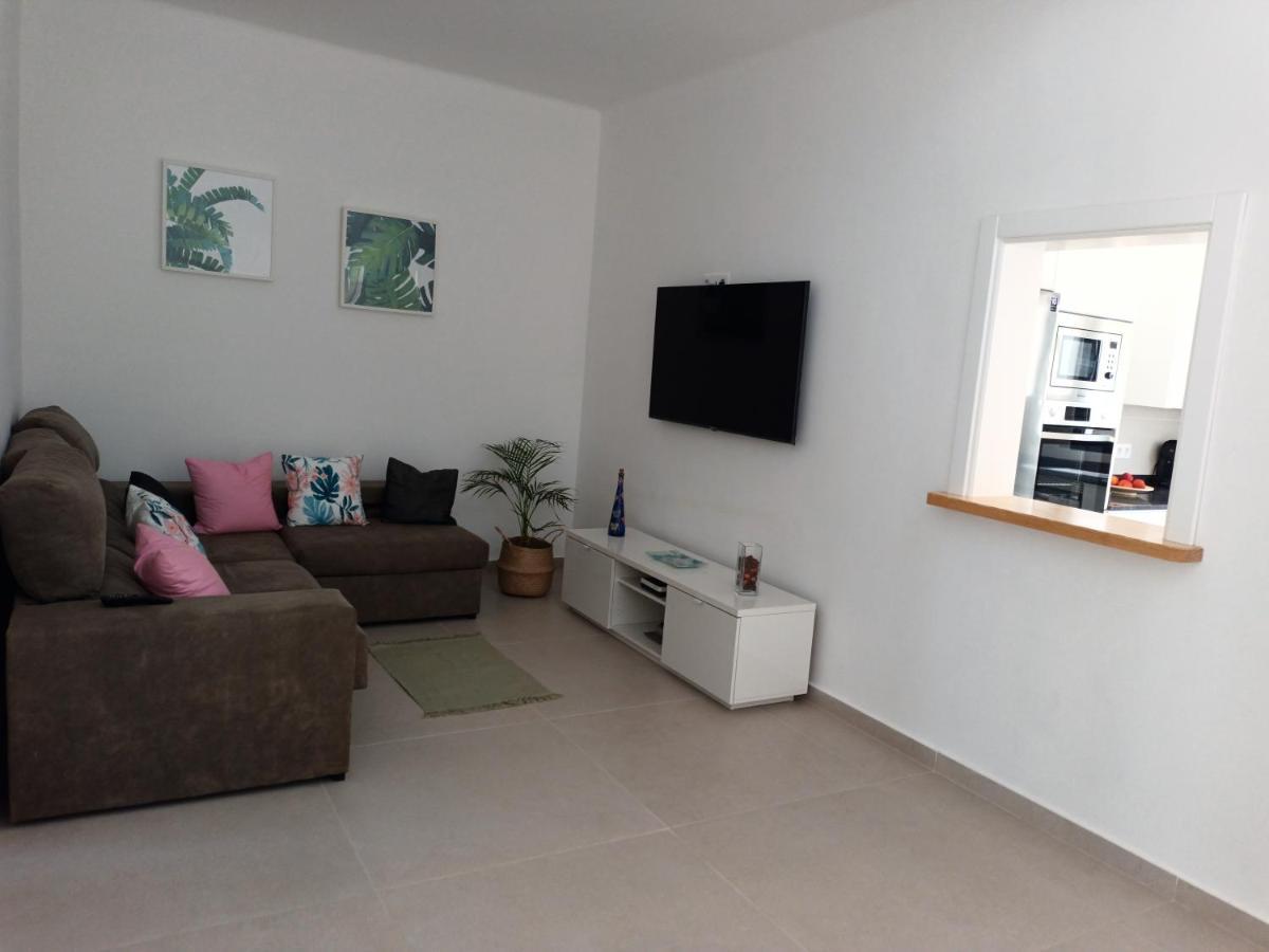 Apartamentos Falcon Tinajo Dış mekan fotoğraf